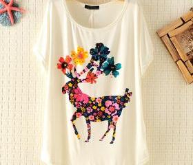 Colorful Sika Deer Print Batwing Loose T-shirt